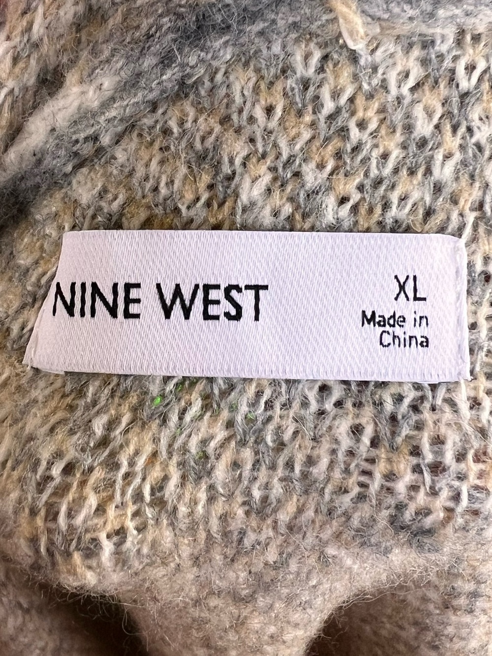 Women’s Cardigan - Picture 6 of 6